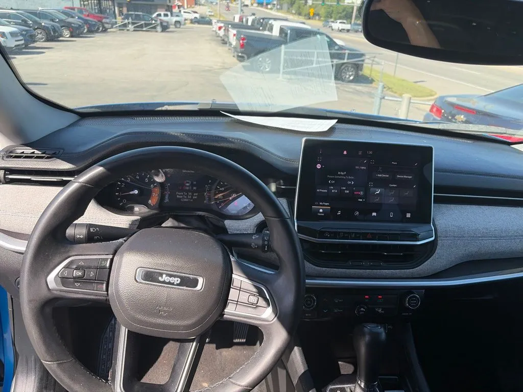 Jeep Compass photo 6