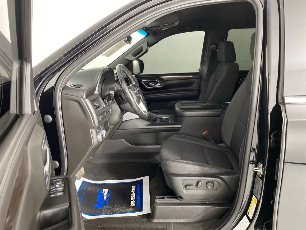 GMC Yukon photo 14
