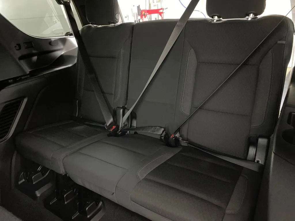 GMC Yukon photo 39