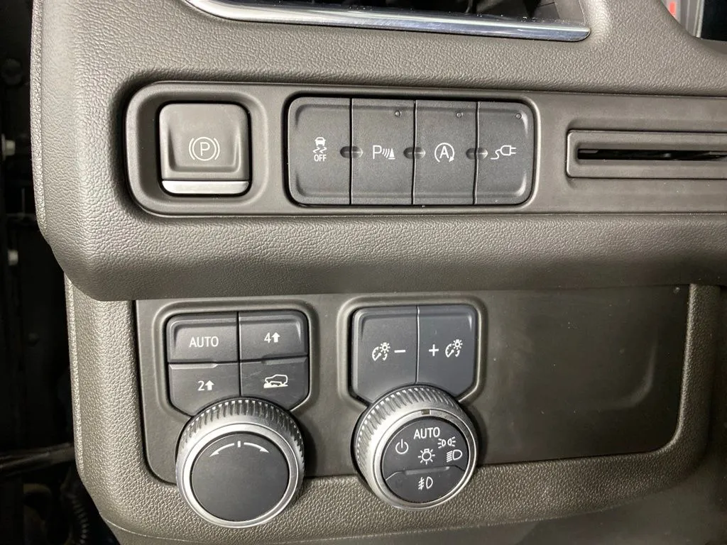 GMC Yukon photo 29