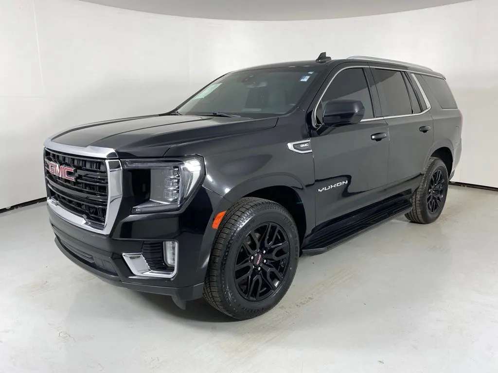 GMC Yukon photo 3