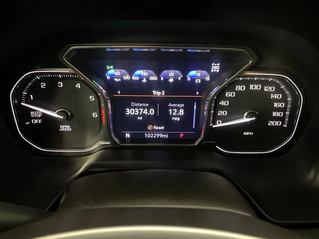 GMC Yukon photo 33