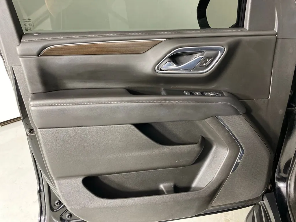 GMC Yukon photo 16