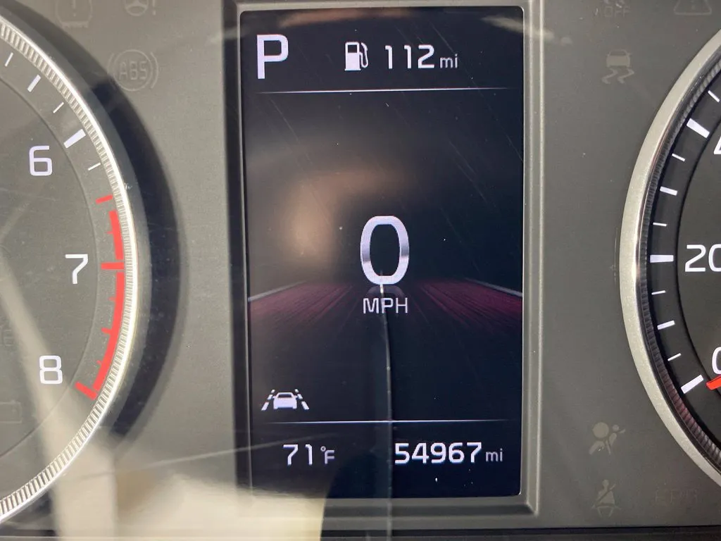 Kia K5 photo 26