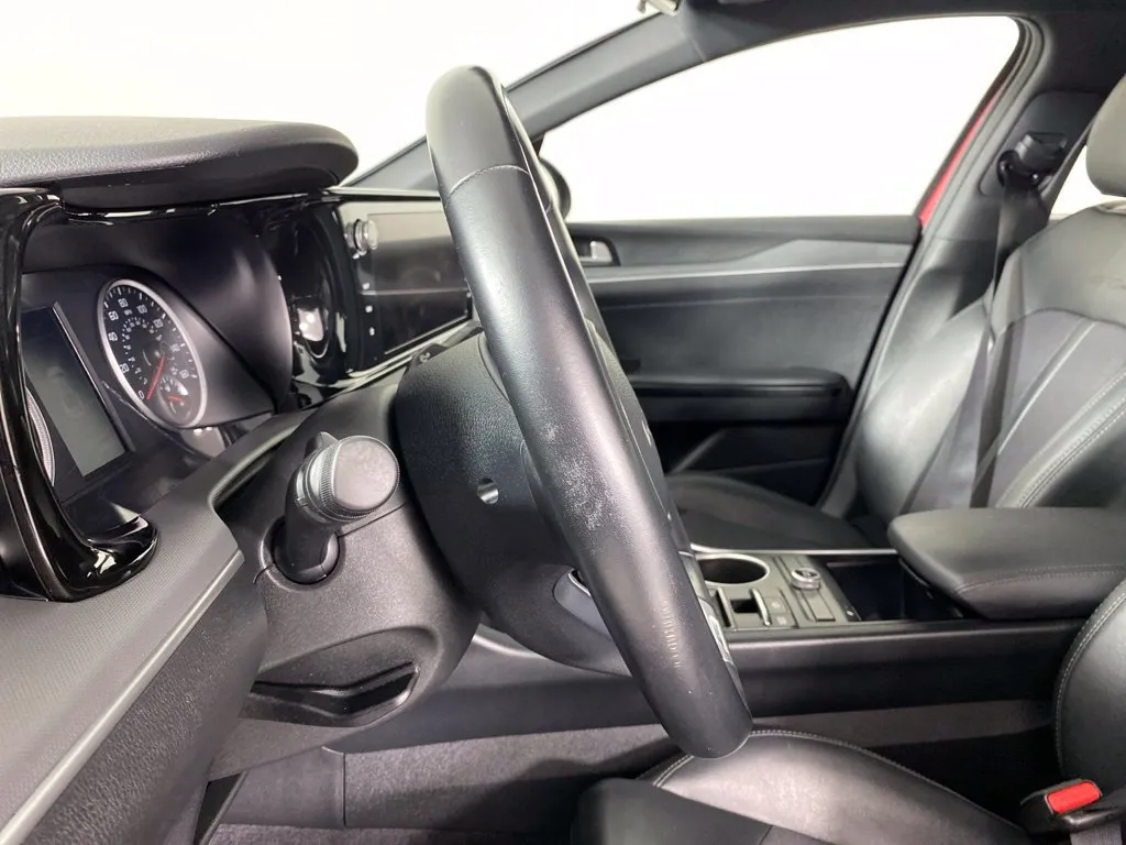 Kia K5 photo 29