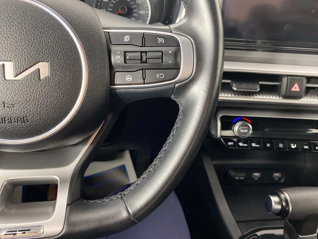 Kia K5 photo 25