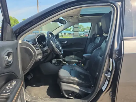 Photos of 2019 Jeep Compass Limited for sale in Blue Springs, MO at MAG Auto - Munsterman Automotive Group