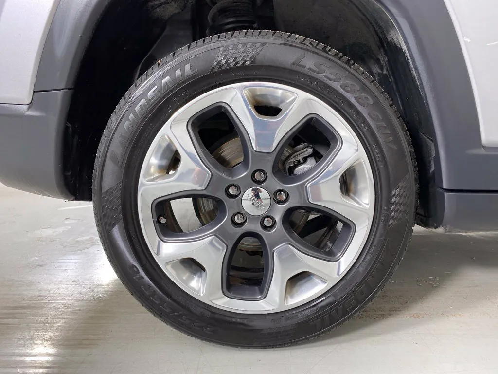 Jeep Compass photo 15