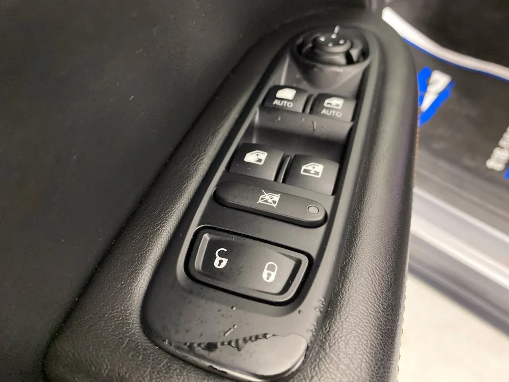 Jeep Compass photo 21