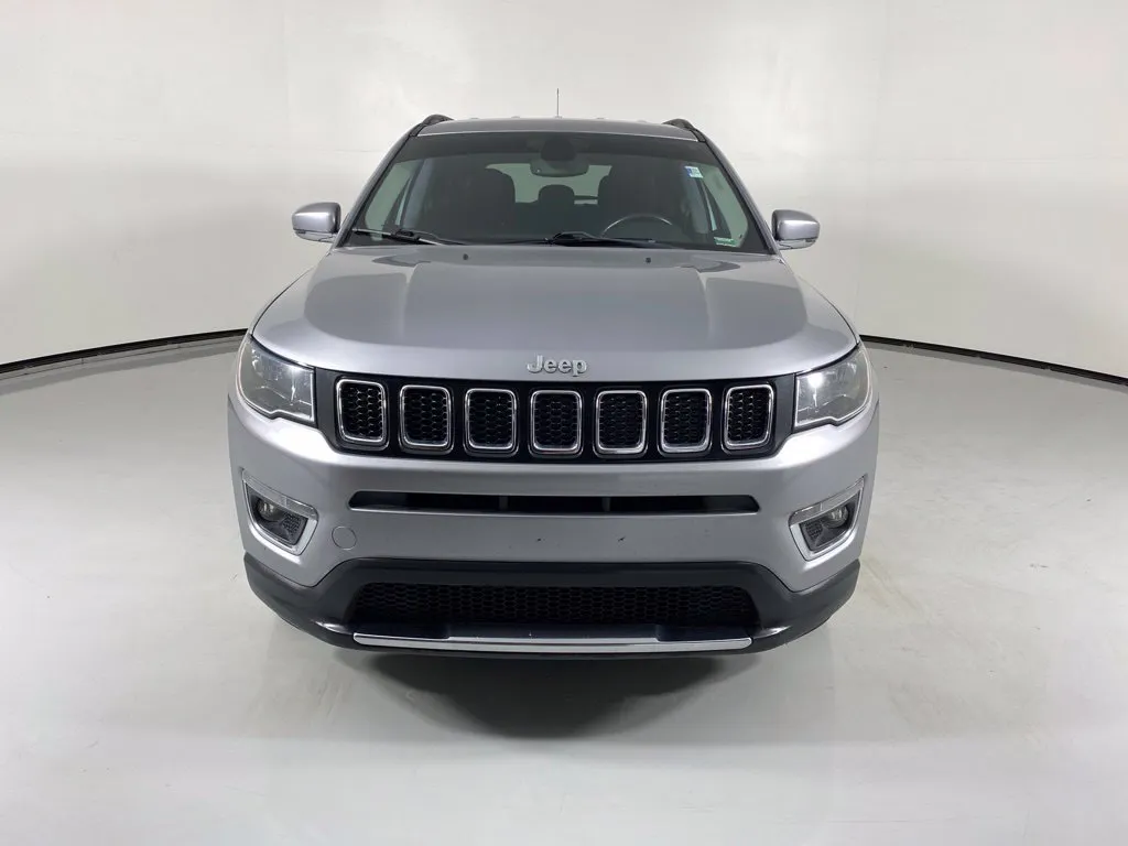 Jeep Compass photo 7