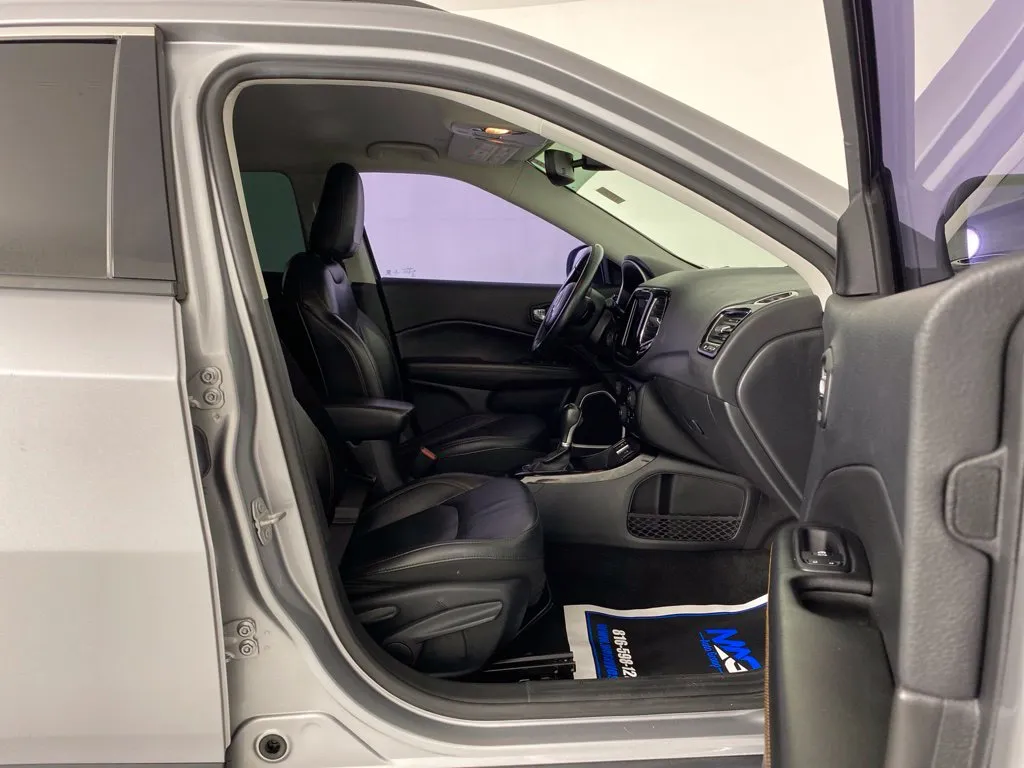 Jeep Compass photo 45