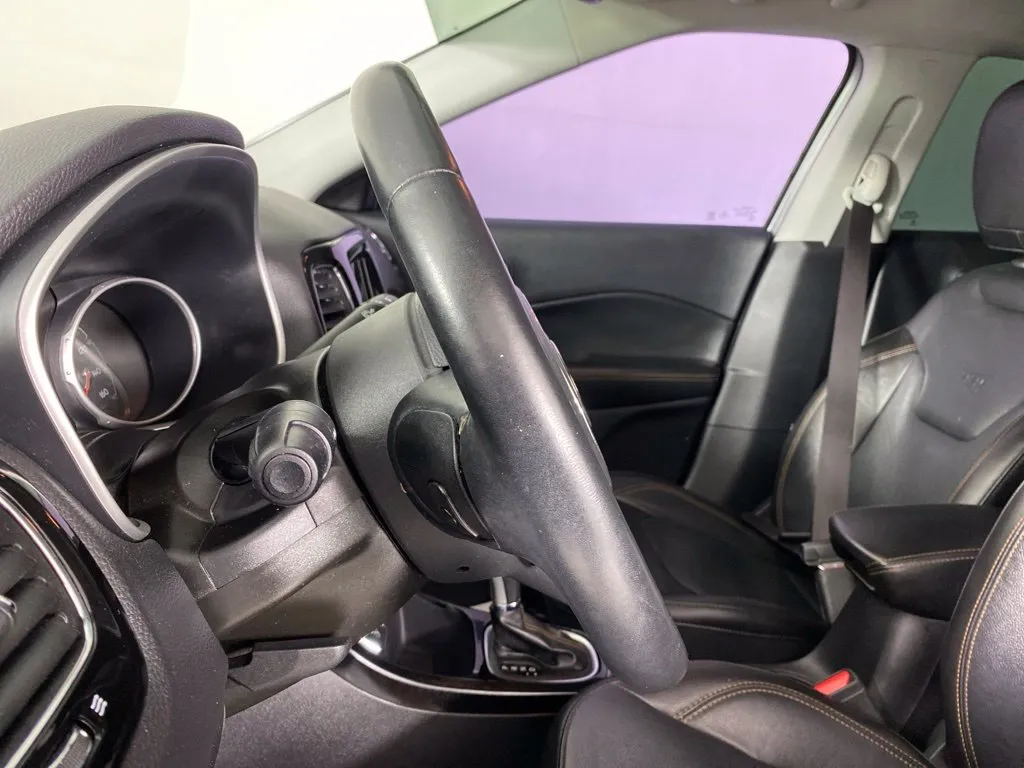 Jeep Compass photo 35