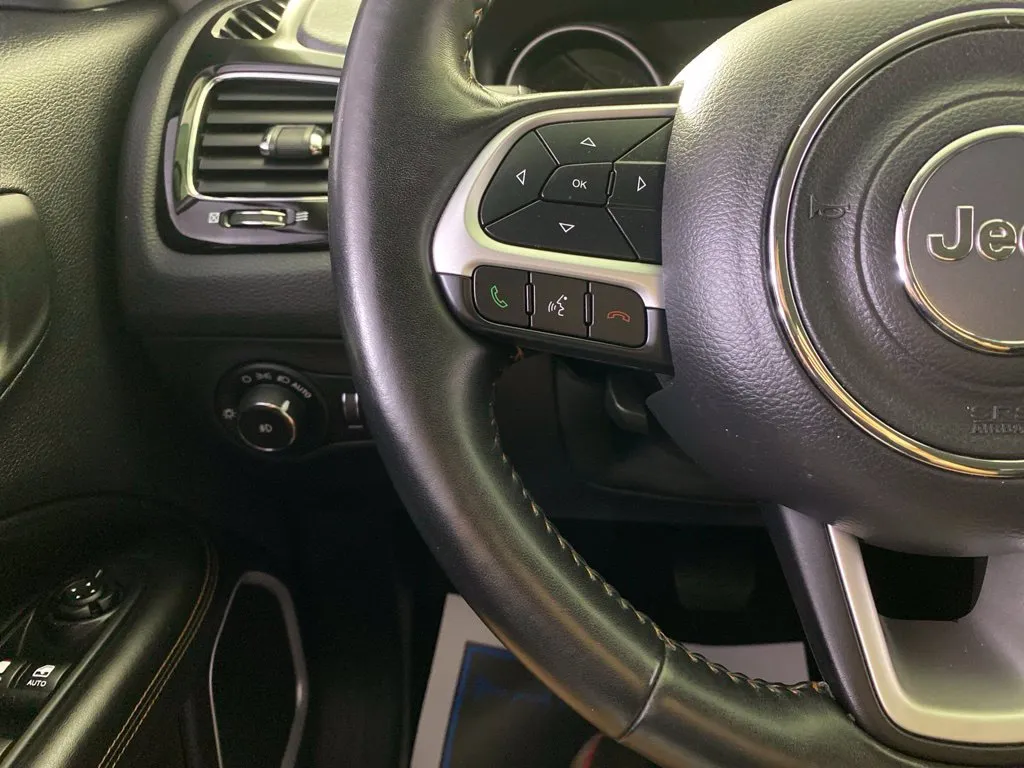 Jeep Compass photo 30