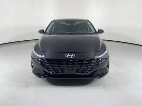 Photos of 2023 Hyundai Elantra Limited for sale in Blue Springs, MO at MAG Auto - Munsterman Automotive Group