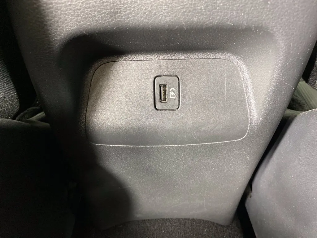 Nissan Sentra photo 37