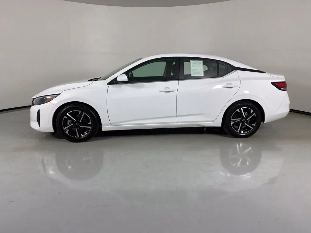Nissan Sentra photo 4