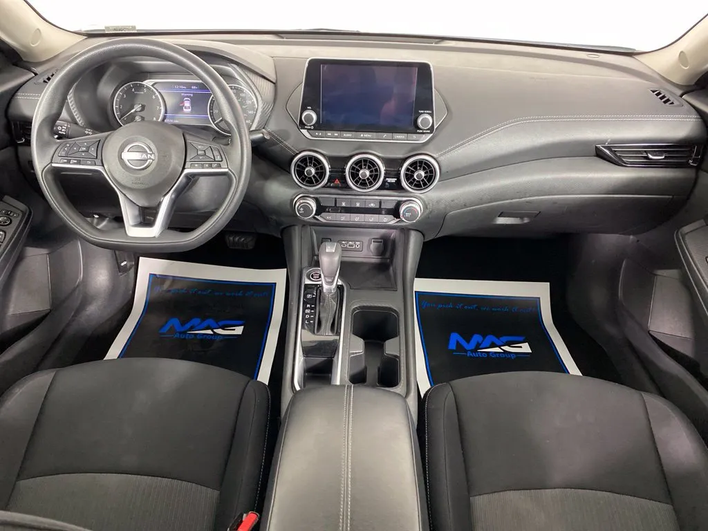Nissan Sentra photo 36