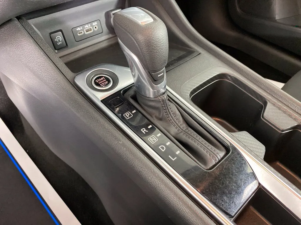 Nissan Sentra photo 23