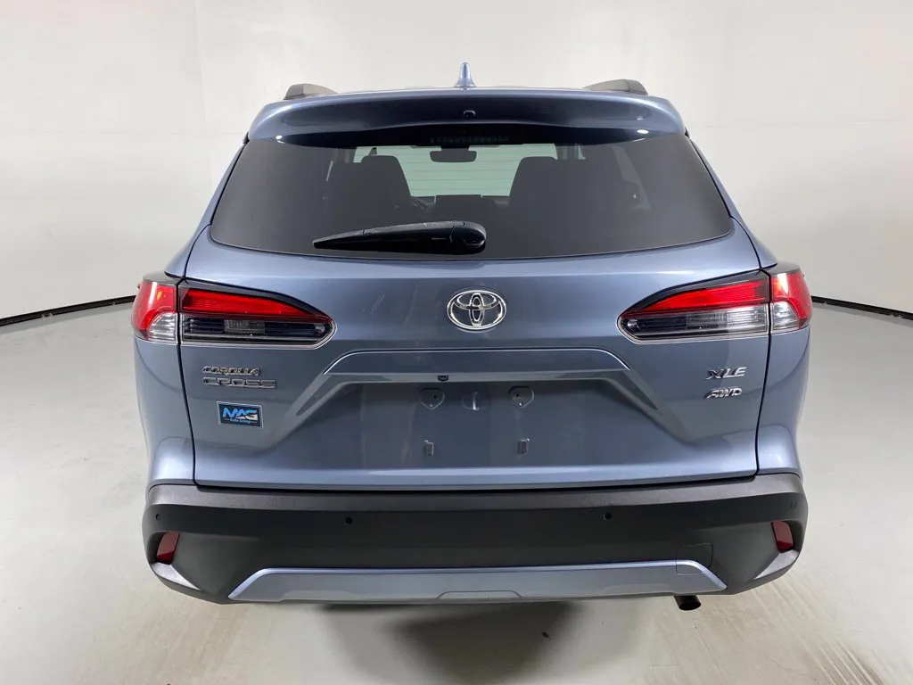 Toyota Corolla Cross photo 6