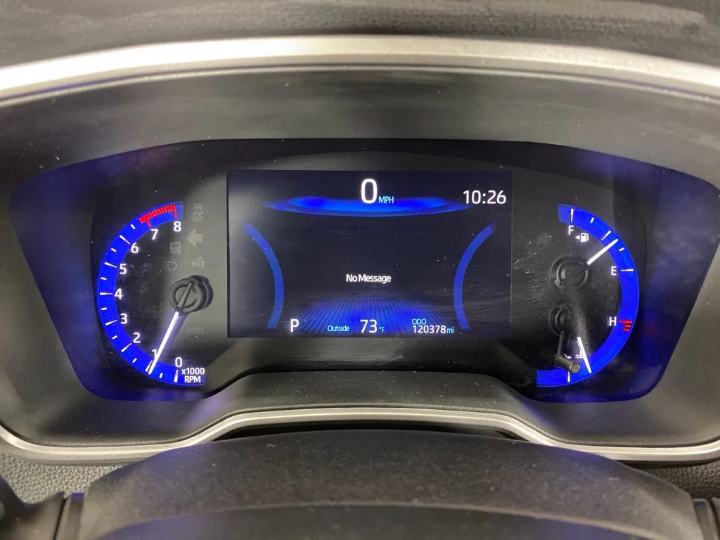 Toyota Corolla Cross photo 32