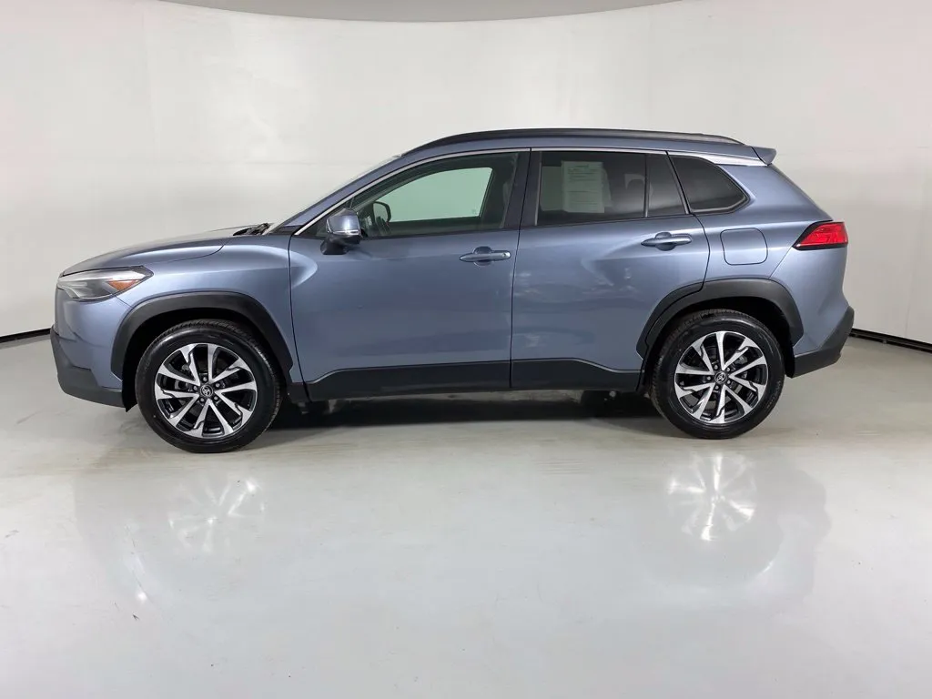 Toyota Corolla Cross photo 4