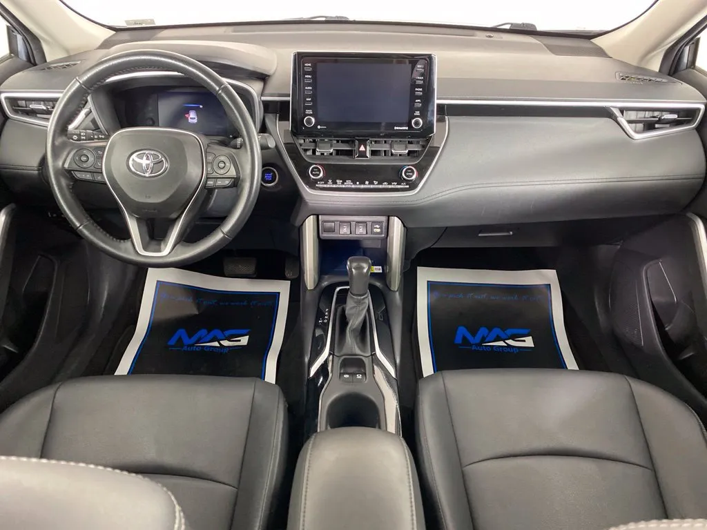 Toyota Corolla Cross photo 37