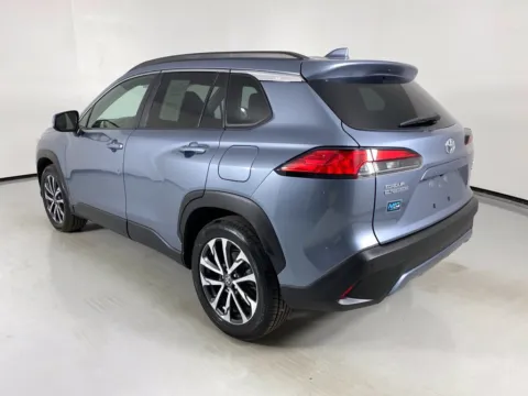 More photos of 2022 Toyota Corolla Cross XLE at MAG Auto - Munsterman Automotive Group, MO