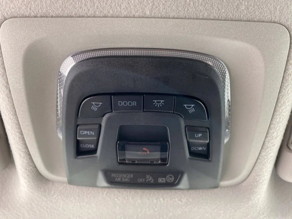 Toyota Corolla Cross photo 28
