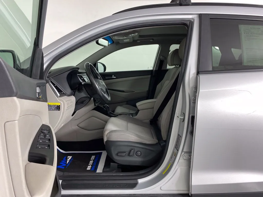 Hyundai Tucson photo 16