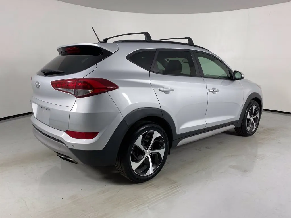 Hyundai Tucson photo 11
