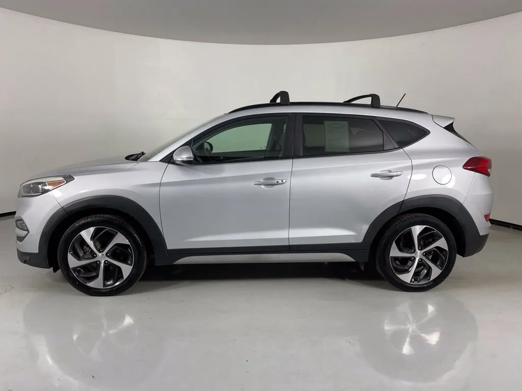 Hyundai Tucson photo 8