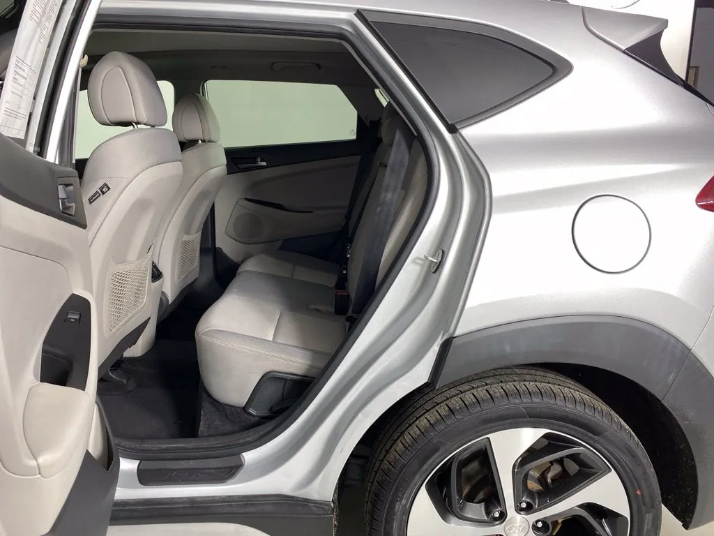 Hyundai Tucson photo 35