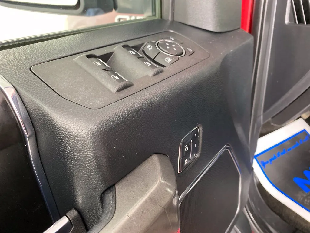 Ford F-150 photo 15
