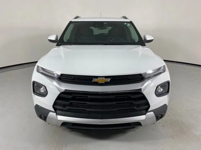 Chevrolet Trailblazer photo 2