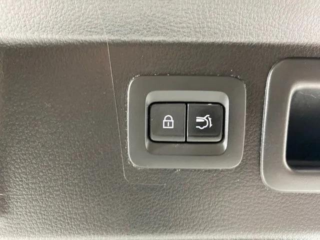 Mazda CX-50 photo 39