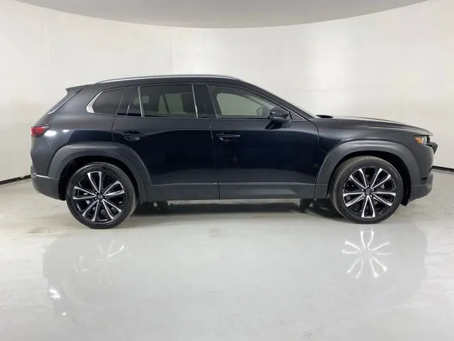 Mazda CX-50 photo 8