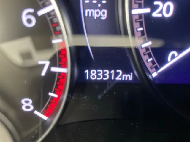 Mazda CX-50 photo 30