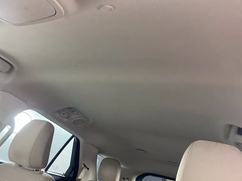 Ford Explorer photo 17