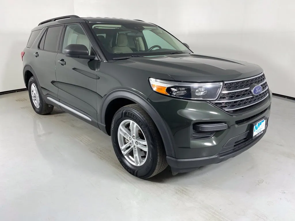 Ford Explorer photo 6