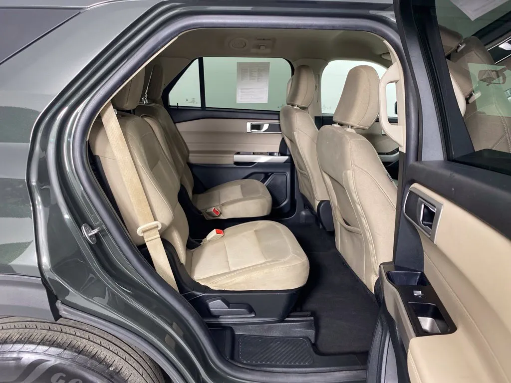Ford Explorer photo 47