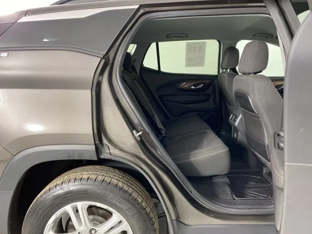 GMC Terrain photo 35