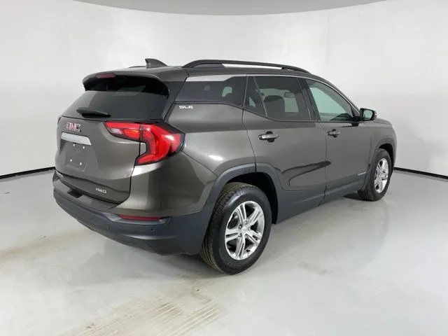 GMC Terrain photo 7