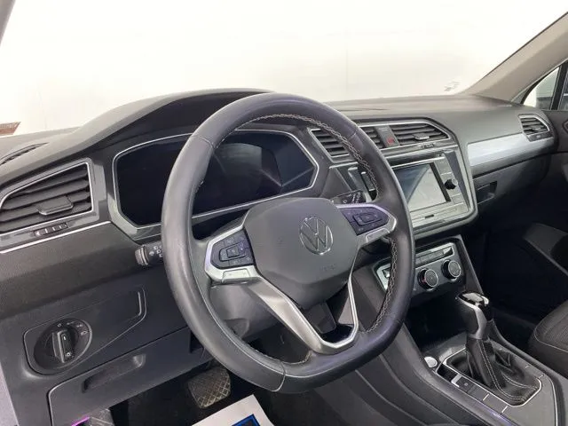 Volkswagen Tiguan photo 11