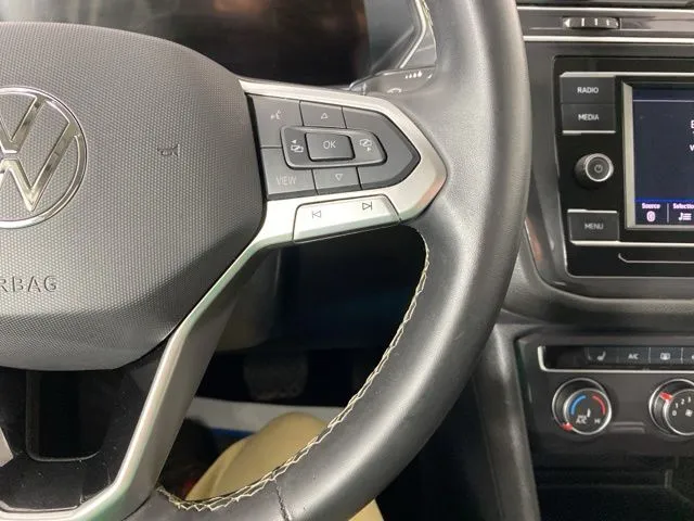Volkswagen Tiguan photo 26