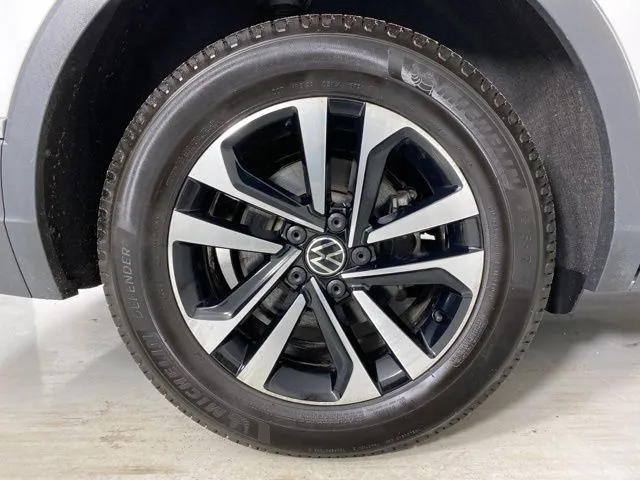 Volkswagen Tiguan photo 10