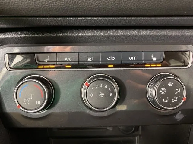 Volkswagen Tiguan photo 21