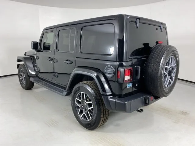 Jeep Wrangler photo 5