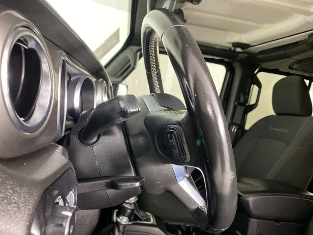 Jeep Wrangler photo 35