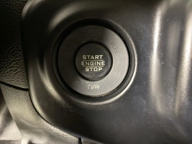Jeep Wrangler photo 27