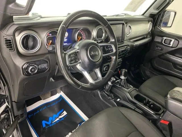 Jeep Wrangler photo 12